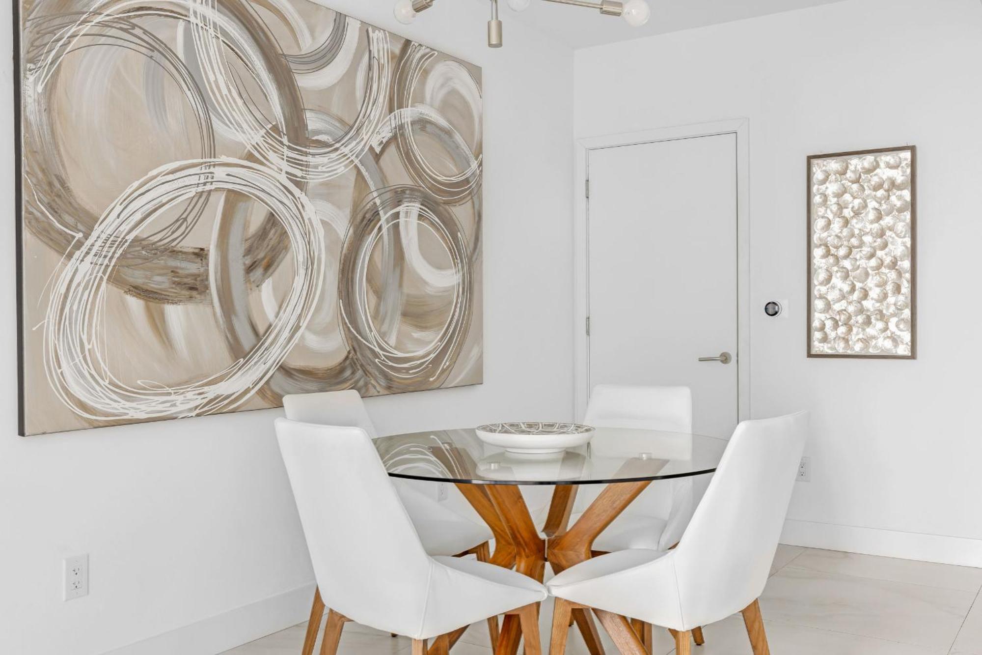 Exclusive One-bedroom High-rise In * Miami